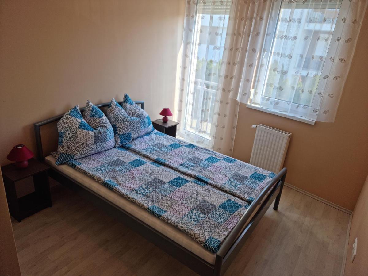 Betti Apartman Siófok Exterior foto