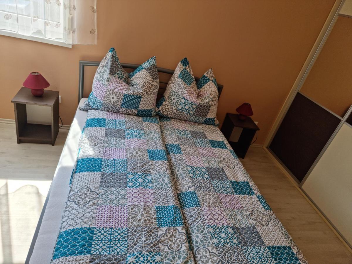 Betti Apartman Siófok Exterior foto